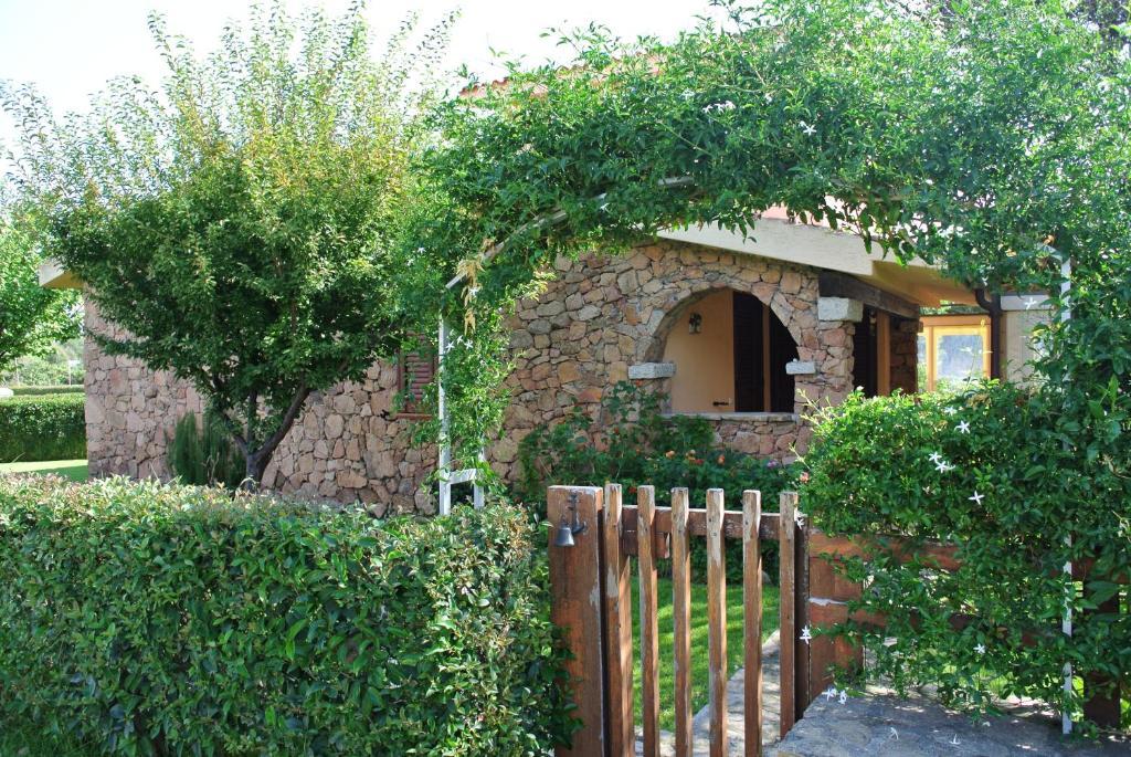 Case Vacanza Fenicotteri San Teodoro  Εξωτερικό φωτογραφία