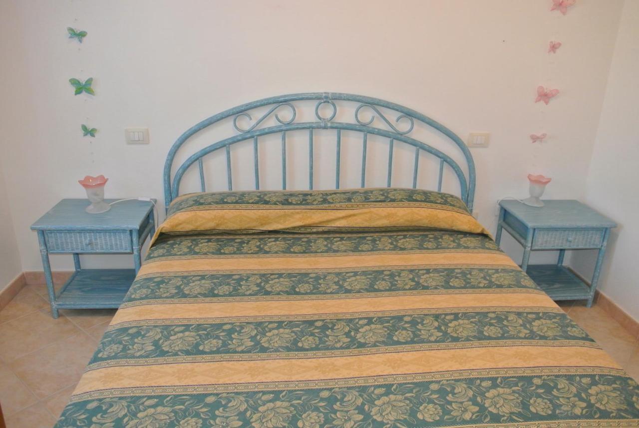 Case Vacanza Fenicotteri San Teodoro  Δωμάτιο φωτογραφία